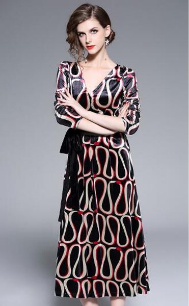 autumn and winter women's new european and american style v-neck long sleeve velvet printed slim dress, Black;gray
autumn and winter women's new european and american style v-neck long sleeve velvet printed slim dress, Black;gray