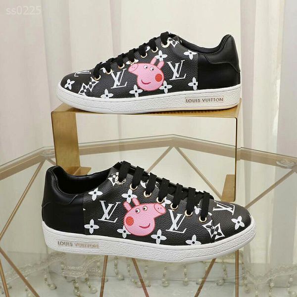 2019 comfortable products with flat bottom pattern white shoes low-sneakers round head daily sports factory direct sales size 35-41cm, Black
2019 comfortable products with flat bottom pattern white shoes low-sneakers round head daily sports factory direct sales size 35-41cm, Black