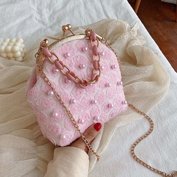 rose lace iron clip shell bag for women sweet lady single shoulder messenger bag pink/white pearl flower dinner
rose lace iron clip shell bag for women sweet lady single shoulder messenger bag pink/white pearl flower dinner