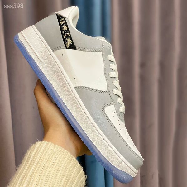 2020 new white shoes spring wild tide shoes boys sports casual wear-resistant fashion shoes men tide factory direct sales size 39-45cm
2020 new white shoes spring wild tide shoes boys sports casual wear-resistant fashion shoes men tide factory direct sales size 39-45cm