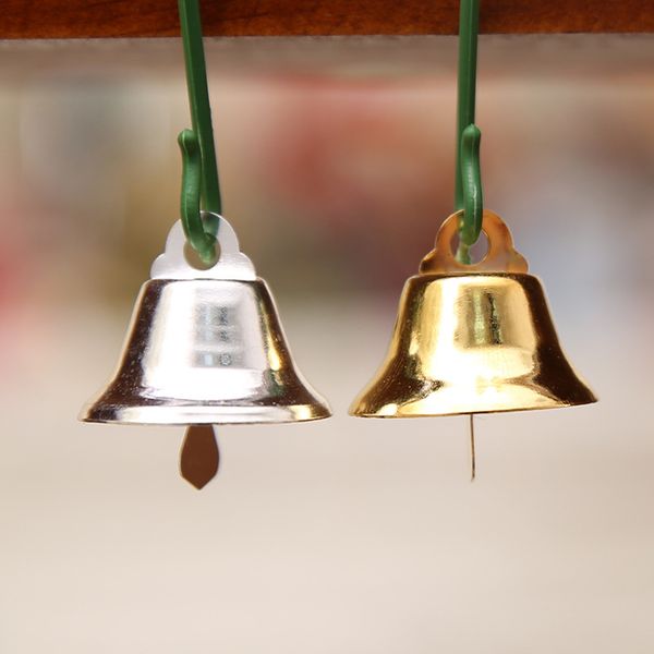 40pcs/lot 20mm silver golden jingle bells christmas decoration pendants diy crafts handmade accessories
40pcs/lot 20mm silver golden jingle bells christmas decoration pendants diy crafts handmade accessories