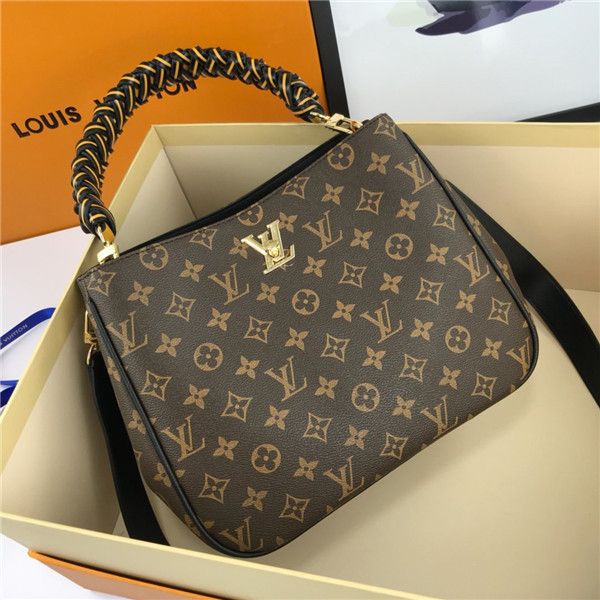 friend 2019 women new sell like cakes portable chain single-shoulder bag chain single-shoulder bag handbag size:28*23*13cm