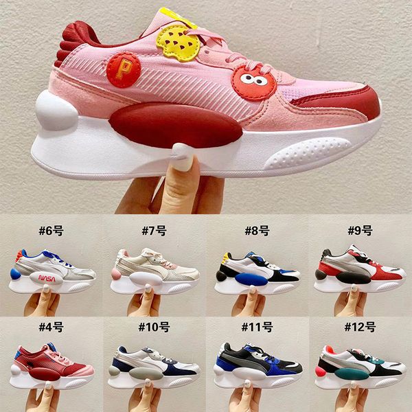 stock x wholesale pumars_x hasbro running shoes kids girls reinvention trophy transformers black gold childrens trainers sport sneakers
stock x wholesale pumars_x hasbro running shoes kids girls reinvention trophy transformers black gold childrens trainers sport sneakers