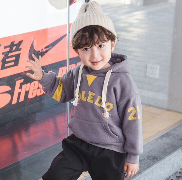 hooded 2018 autumn and winter new boys and girls sweater plus velvet hooded children's clothing wholesale, Blue;black
hooded 2018 autumn and winter new boys and girls sweater plus velvet hooded children's clothing wholesale, Blue;black