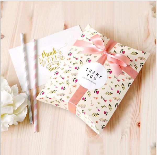 50pcs new colorful flower present pouch kraft paper pillow candy box wedding favors gift candy boxes home party birthday supply
50pcs new colorful flower present pouch kraft paper pillow candy box wedding favors gift candy boxes home party birthday supply