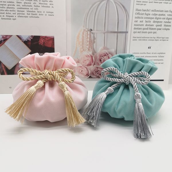 new multicolor velvet gift bag packing bags with pull the rope wedding favor gift box decoration candy boxes party supplies
new multicolor velvet gift bag packing bags with pull the rope wedding favor gift box decoration candy boxes party supplies