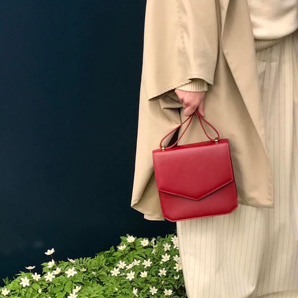 new women's single shoulder crossbody bag all-match simple vintage pu leather ins party female fashion small flap package
new women's single shoulder crossbody bag all-match simple vintage pu leather ins party female fashion small flap package