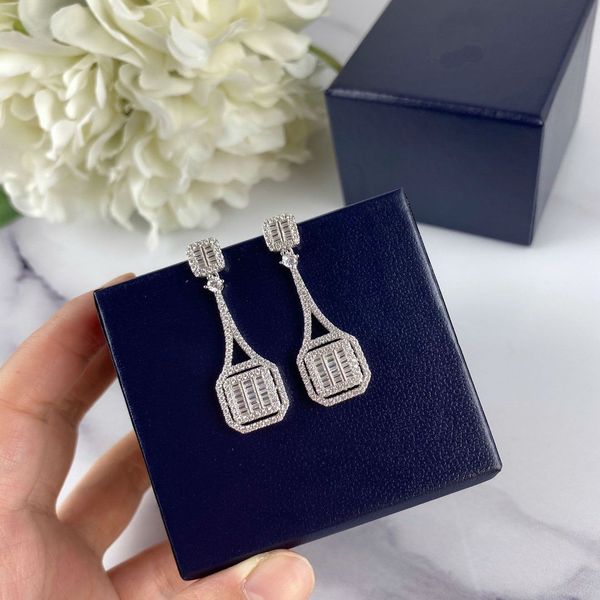 women earrings 925 sterling silver inlaid high carbon diamond as gift for women fan earrings 2020 new1
women earrings 925 sterling silver inlaid high carbon diamond as gift for women fan earrings 2020 new1