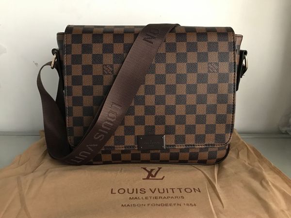 2019 wholesale female handbags classic fashion style men and womens handbags