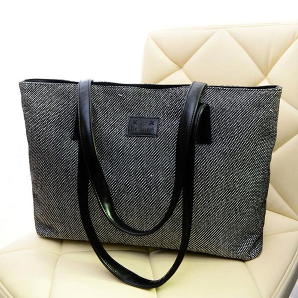 women daily single shoulder zipper street canvas portable casual lap shopping large capacity tote bag
women daily single shoulder zipper street canvas portable casual lap shopping large capacity tote bag