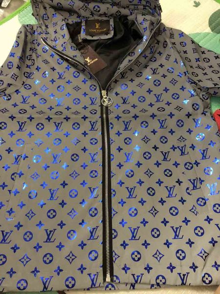 оптовые mens 2019ss роскошь одежда мужская куртка дизайнер тренчкот мужские куртки дизайнерские куртки, Black;brown
оптовые mens 2019ss роскошь одежда мужская куртка дизайнер тренчкот мужские куртки дизайнерские куртки, Black;brown