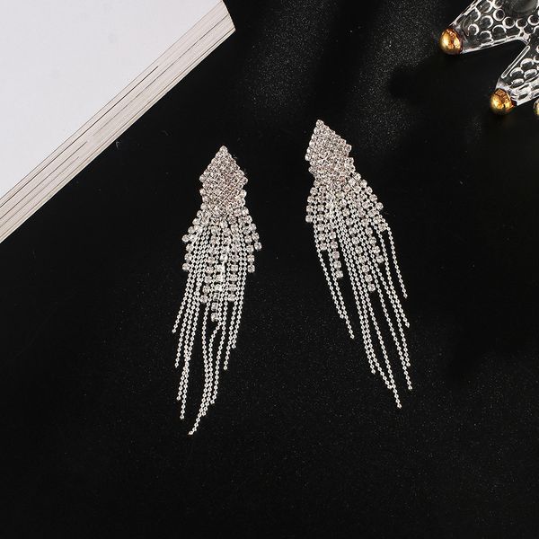 diamond claw chain two layer bead chain tassels geometry earrings temperament ma'am earrings fund, Golden
diamond claw chain two layer bead chain tassels geometry earrings temperament ma'am earrings fund, Golden