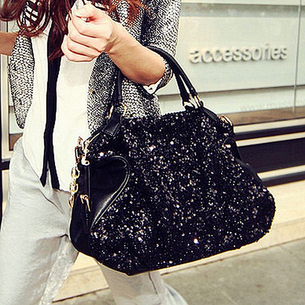 мода лето crossbody сумка бриллианты блестки кожа женщины сумки на ремне старинные дамы сумки цепи посланник большая сумка bolsos
мода лето crossbody сумка бриллианты блестки кожа женщины сумки на ремне старинные дамы сумки цепи посланник большая сумка bolsos