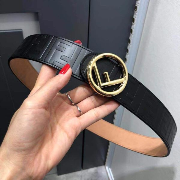 2020men women belt womens belts for men genuine leather black and white color designer cowhide belt for mens belt ing, Black;brown
2020men women belt womens belts for men genuine leather black and white color designer cowhide belt for mens belt ing, Black;brown