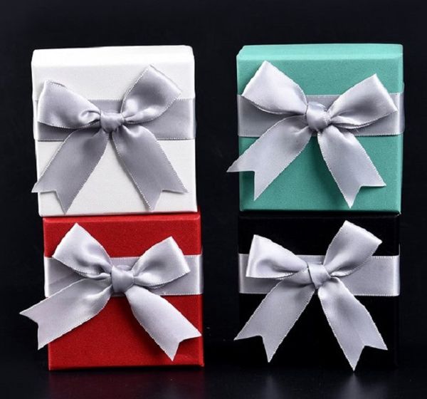 2020 manufacturer wholesale jewelry box high grade necklace ring box ribbon bow orange peel pattern pendant box packaging
2020 manufacturer wholesale jewelry box high grade necklace ring box ribbon bow orange peel pattern pendant box packaging