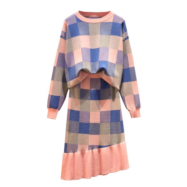large size women's autumn and winter patchwork plaid knit pullover sweater + bodycon ruffled skirt elegant two-piece set, White
large size women's autumn and winter patchwork plaid knit pullover sweater + bodycon ruffled skirt elegant two-piece set, White