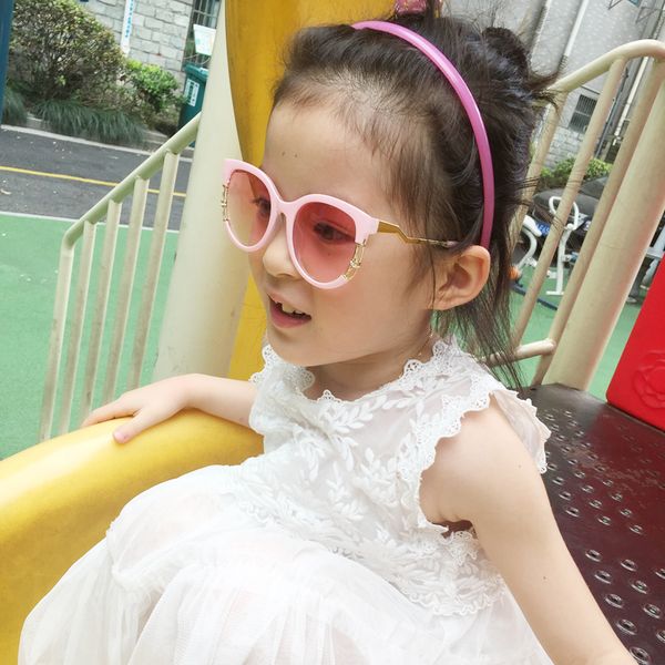 somecool 2019 kids sunglasses uv400 golden leg cute boys&girls 3-9 years eyewear hollowed diamonds frame child glasses children, Blue
somecool 2019 kids sunglasses uv400 golden leg cute boys&girls 3-9 years eyewear hollowed diamonds frame child glasses children, Blue