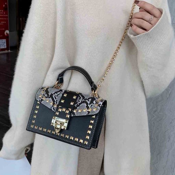 ladies messenger chain bag 2019 retro snakeskin rivet small square bag fashion trend lock chain torebki damskie #d2
ladies messenger chain bag 2019 retro snakeskin rivet small square bag fashion trend lock chain torebki damskie #d2