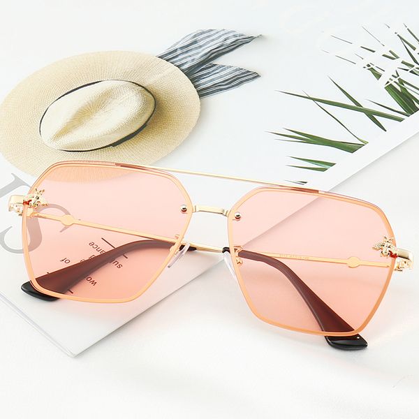 men and women fashion glasses frames to china gold box blue mirror aviator sunglasses uv400 sports sunglasses with box, Black
men and women fashion glasses frames to china gold box blue mirror aviator sunglasses uv400 sports sunglasses with box, Black