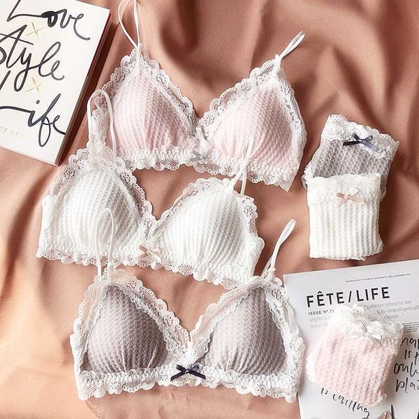 cotton lace young girls bra and panty sets small thin cup with pad underwear intimates for student healthy woman lingerie, Red;black
cotton lace young girls bra and panty sets small thin cup with pad underwear intimates for student healthy woman lingerie, Red;black