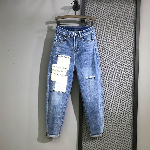 2020 spring new style embroidered lamb wool jeans women loose thin hole harem pants, Blue
2020 spring new style embroidered lamb wool jeans women loose thin hole harem pants, Blue