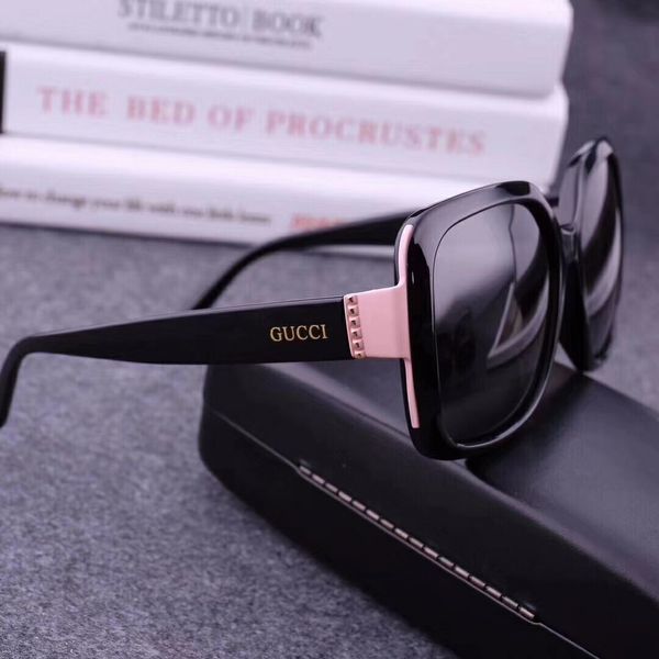 new fashion classic sunglasses attitude sunglasses gold frame square metal frame retro style outdoor design classics including the box, White;black
new fashion classic sunglasses attitude sunglasses gold frame square metal frame retro style outdoor design classics including the box, White;black