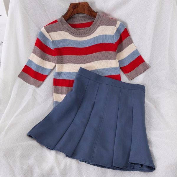 womens two piece sets 2020 autumn elegance o-neck vogue stripe knitted sweater & short pleated skirt ladies ensemble femme, Gray
womens two piece sets 2020 autumn elegance o-neck vogue stripe knitted sweater & short pleated skirt ladies ensemble femme, Gray