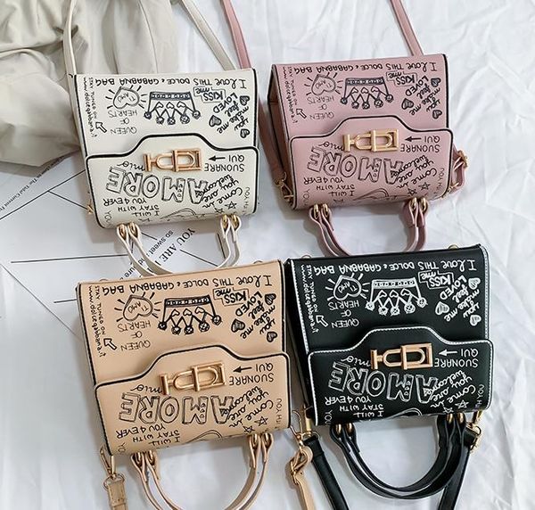 womens designer luxury bag graffiti mini ladies shoulder bag shoulder messenger bag new fashion cow looks good in four colors wholesale
womens designer luxury bag graffiti mini ladies shoulder bag shoulder messenger bag new fashion cow looks good in four colors wholesale