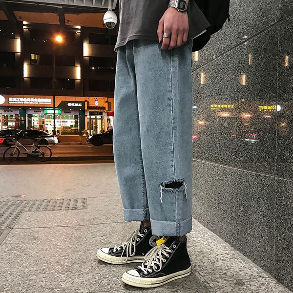 2019 spring and summer new korean version of the couple casual men's hole straight sports denim pants large size coated, Blue
2019 spring and summer new korean version of the couple casual men's hole straight sports denim pants large size coated, Blue