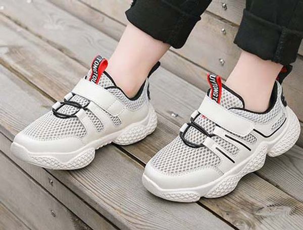 with box sneaker casual shoes trainers snow boots sports shoes trainers shoes dhl by toy99 107, Black;red
with box sneaker casual shoes trainers snow boots sports shoes trainers shoes dhl by toy99 107, Black;red