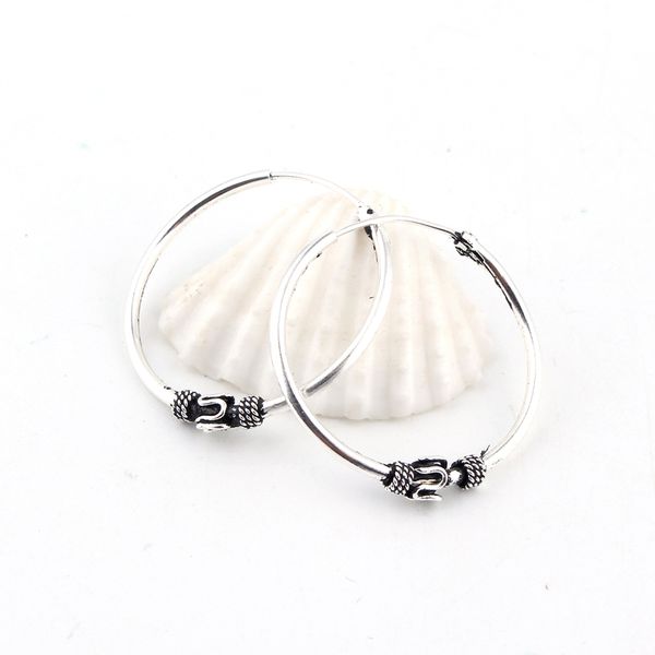 1pair 24mm vintage tibetan silver circle hoop earrings cool small big endless earring pendiente boucle bijoux women jewelry, Golden;silver
1pair 24mm vintage tibetan silver circle hoop earrings cool small big endless earring pendiente boucle bijoux women jewelry, Golden;silver