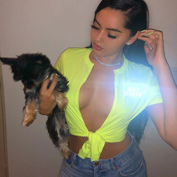 2020 spring letter print reflective crop summer women short sleeve deep v neck cross knot cardigan t shirts party club, White
2020 spring letter print reflective crop summer women short sleeve deep v neck cross knot cardigan t shirts party club, White