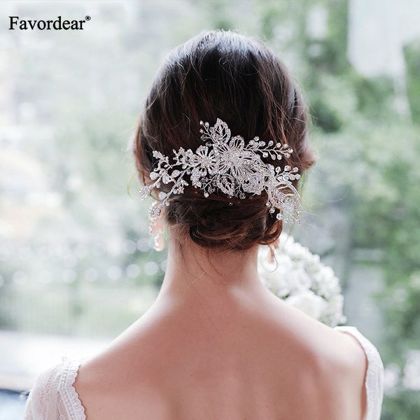hair accessories gorgeous silver alloy wedding comb rhinestone crystal bridal headpiece for wedding/party/banquet
hair accessories gorgeous silver alloy wedding comb rhinestone crystal bridal headpiece for wedding/party/banquet