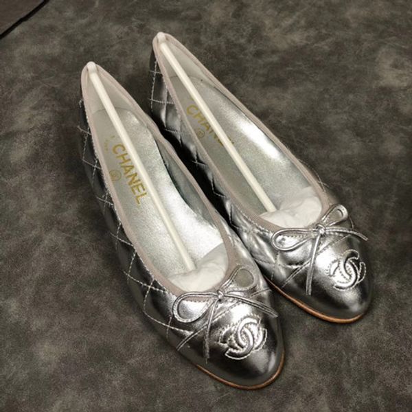 Sale new arrival brand women hoe genuine leather fa hion de igner lip on women flat women loafer ize eur35 41 mx102
Sale new arrival brand women hoe genuine leather fa hion de igner lip on women flat women loafer ize eur35 41 mx102