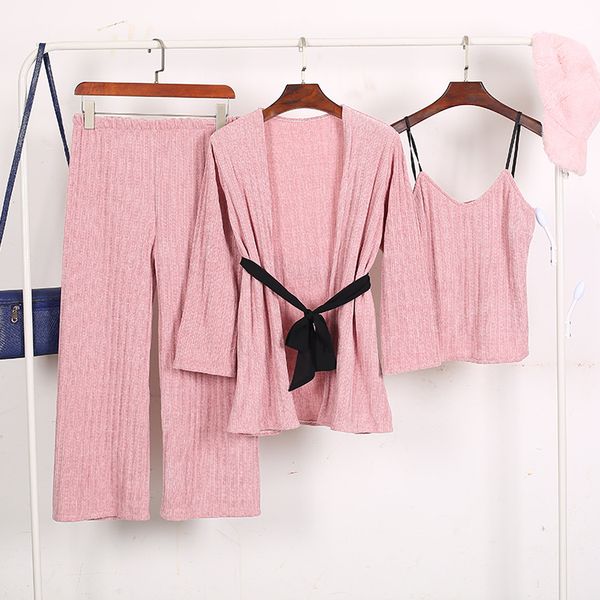 winter women thicken warm sleepwear 3 pieces female solid long sleeve home wear pajamas suit strap&pant&robe set nightwear, Blue;gray
winter women thicken warm sleepwear 3 pieces female solid long sleeve home wear pajamas suit strap&pant&robe set nightwear, Blue;gray