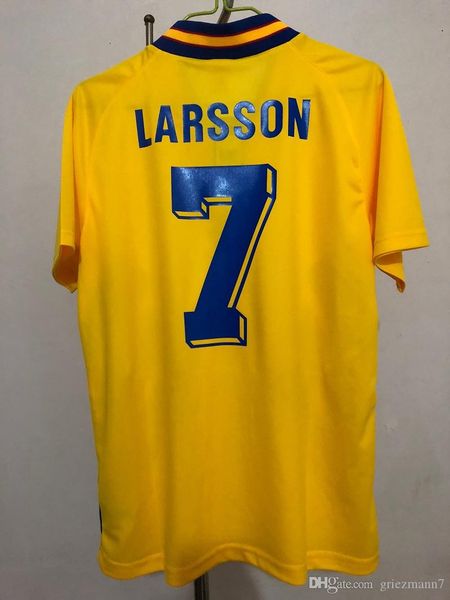 1994 sweden home away retro version soccer jerseys home #10 dahlin #11 brolin #7 larsson soccer shirt custom 1994 world cup football uniform, Black
1994 sweden home away retro version soccer jerseys home #10 dahlin #11 brolin #7 larsson soccer shirt custom 1994 world cup football uniform, Black