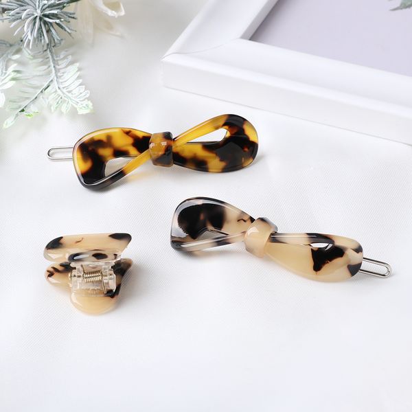 drop shipping vintage amber acrylic leopard hair clips geometric round triangle heart shape hairpin barrettes women hair styling tool 25pcs, Slivery;white
drop shipping vintage amber acrylic leopard hair clips geometric round triangle heart shape hairpin barrettes women hair styling tool 25pcs, Slivery;white