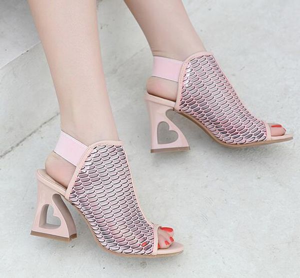 2019 summer fashion fish mouth thick with sandals female european and american roman shoes 40 large size wholesale women's shoes, Black
2019 summer fashion fish mouth thick with sandals female european and american roman shoes 40 large size wholesale women's shoes, Black
