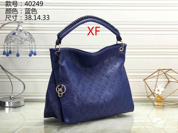 Manufacturers wholesale 2019 new handbags various brands fashion style chain bag shoulder Messenger scorpion mother package 401563
Manufacturers wholesale 2019 new handbags various brands fashion style chain bag shoulder Messenger scorpion mother package 401563