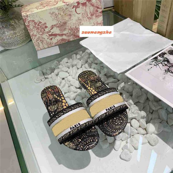 original box dazzle flowers slippers summer woman beach alphabet slippers designer rough sandals knitted cloth embroidery woman shoes, Black
original box dazzle flowers slippers summer woman beach alphabet slippers designer rough sandals knitted cloth embroidery woman shoes, Black