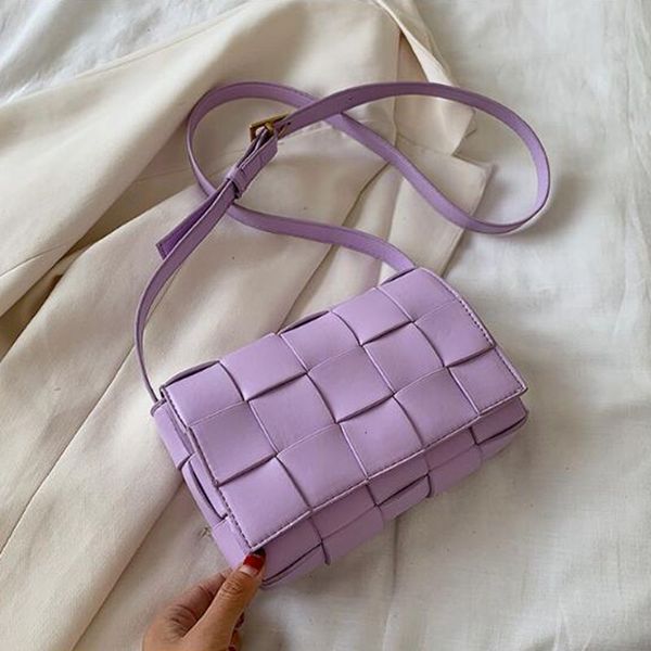 2020 elegant female square crossbody bag fashion new leather women's handbag travel shoulder messenger bag 
2020 elegant female square crossbody bag fashion new leather women's handbag travel shoulder messenger bag