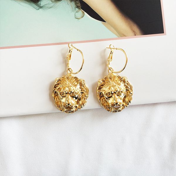 1pair vintage gold color loin head hoop earrings european punk personality animals endless circle earrings women jewelry e295, Golden;silver
1pair vintage gold color loin head hoop earrings european punk personality animals endless circle earrings women jewelry e295, Golden;silver