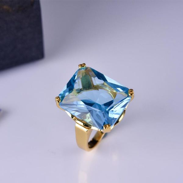retro charms square blue stone jewelry large zircon women's ring fashion female models carrying accessories, Golden;silver 
retro charms square blue stone jewelry large zircon women's ring fashion female models carrying accessories, Golden;silver