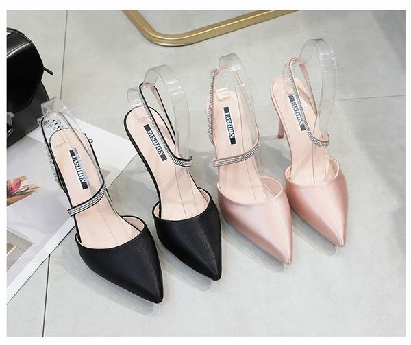 fashion rhinestone pointed fine heel sandals female 2020 summer korean version pointed pointed satin high heel dress shoes, Black
fashion rhinestone pointed fine heel sandals female 2020 summer korean version pointed pointed satin high heel dress shoes, Black