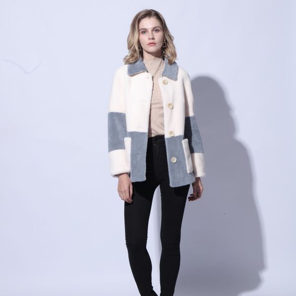 2019 wool grain down women's overcoat leather and fur cashmere loose coat grain down leisure time short fund overcoat, Black
2019 wool grain down women's overcoat leather and fur cashmere loose coat grain down leisure time short fund overcoat, Black