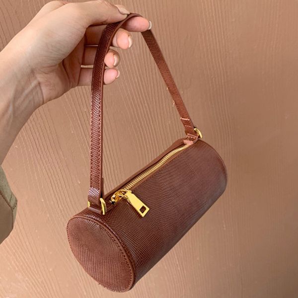 retro lizard pattern bag female 2020 new light luxury fashion simple portable small cylinder bags women purse and handbags
retro lizard pattern bag female 2020 new light luxury fashion simple portable small cylinder bags women purse and handbags