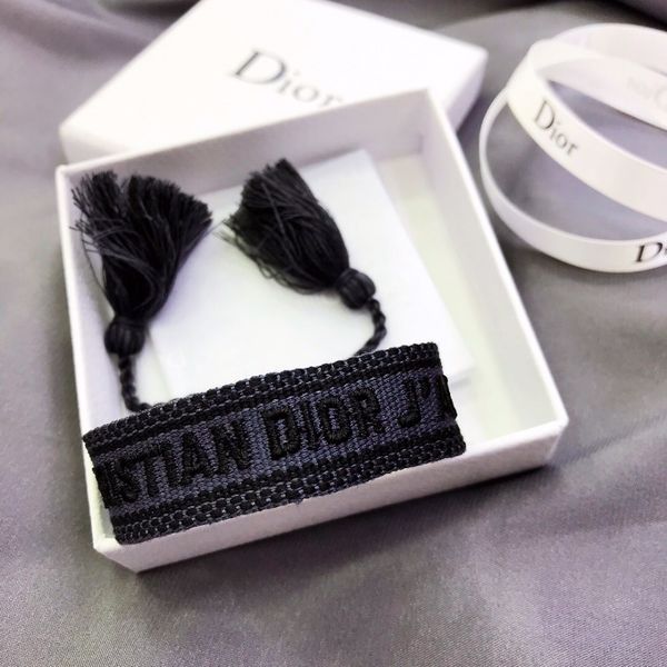 Women 039 jewelry 2019 fa hion cla ic and popular elegant letter braided bracelet braceletin
Women 039 jewelry 2019 fa hion cla ic and popular elegant letter braided bracelet braceletin