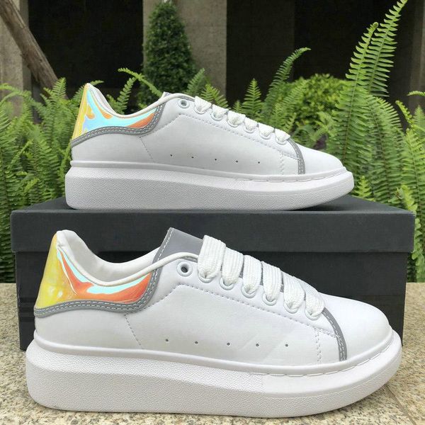 2019 luxury fashion mens designers shoe 3m reflective triple white black snakeskin platform women men casual shoes flat designers sneakers
2019 luxury fashion mens designers shoe 3m reflective triple white black snakeskin platform women men casual shoes flat designers sneakers