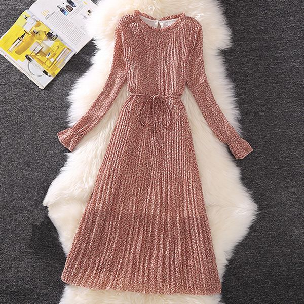 casual dresses 2021 spring women elegant floral print chiffon long sleeve slim mid-calf pleated dress summer autumn, Black;gray
casual dresses 2021 spring women elegant floral print chiffon long sleeve slim mid-calf pleated dress summer autumn, Black;gray