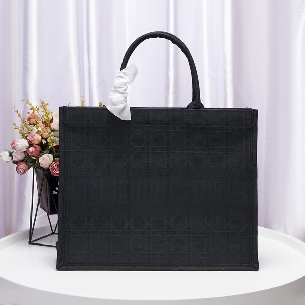 sale shopping bag canvas leather briefcase famous fashion casual totes needle embroidery women handbags lapbag
sale shopping bag canvas leather briefcase famous fashion casual totes needle embroidery women handbags lapbag